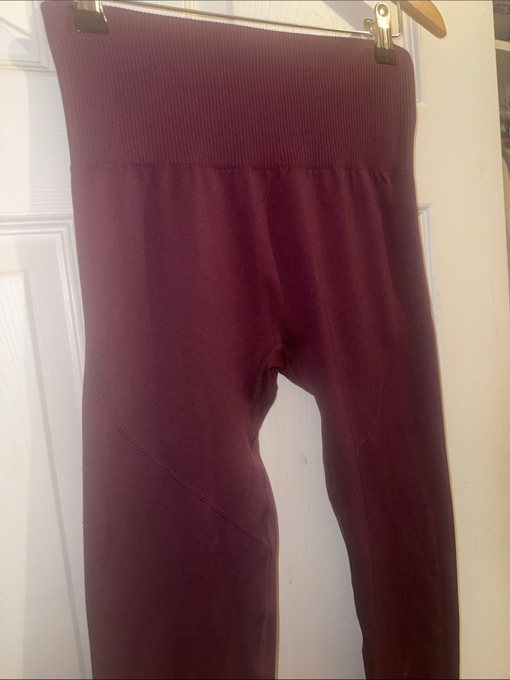 Women’s High-Waist Burgundy Leggings